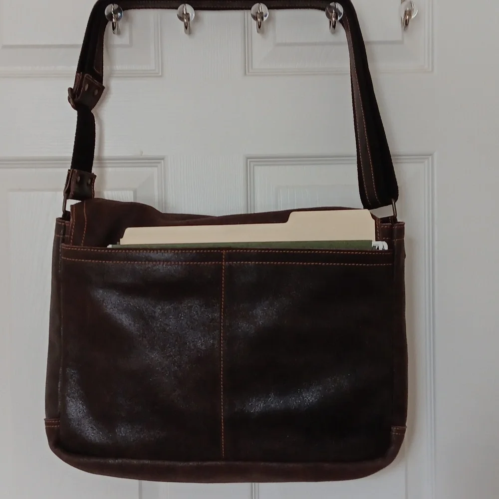 Sale!!!Vintage Distressed Large Brown Leather Messenger Bag.HandCrafted.Unisex.